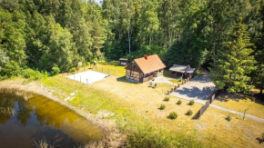 Amber House su sūkurine vonia, Agluonėnai